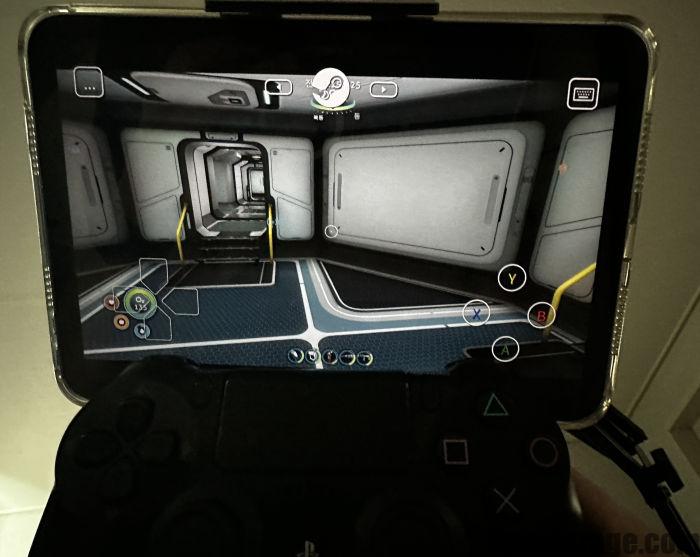 침대에서 아이패드로 스팀 게임 플레이 실사용